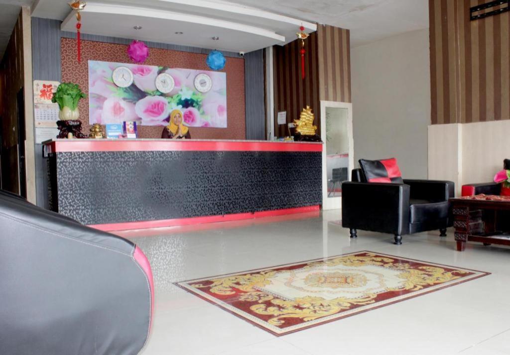 Hotel Permata Makassar Bagian luar foto